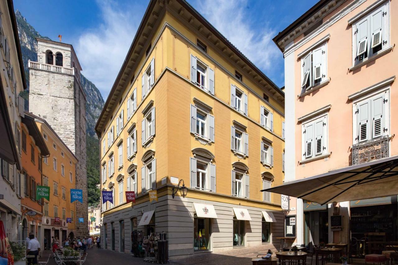 Residenza Ester Riva del Garda Dış mekan fotoğraf